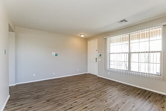 3115 W St Catherine Ave in Phoenix, AZ - Building Photo - Building Photo