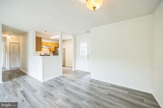 905 Rabbit Run Rd in Evesham, NJ - Building Photo - Building Photo