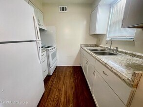712 Mt Tabor Rd in New Albany, IN - Building Photo - Building Photo