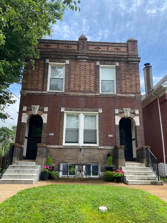 3636 Commonwealth Ave, Unit 3636 Commonwealth Ave in St. Louis, MO - Building Photo - Building Photo