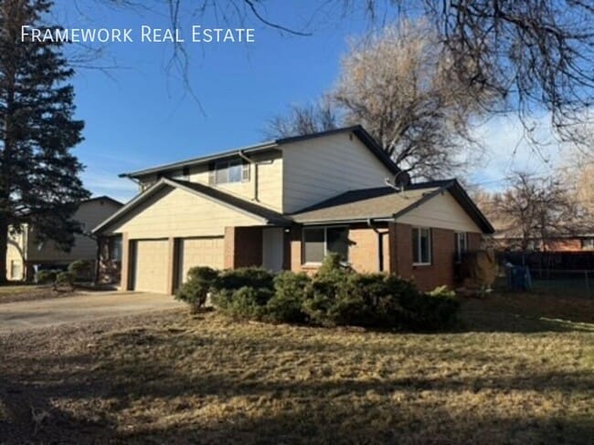 property at 4833 Field Ct