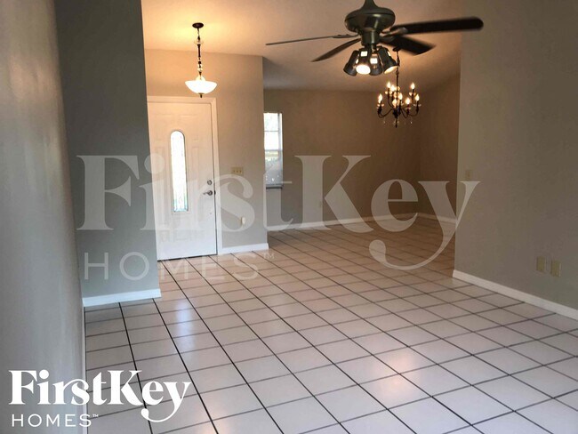 1771 Gatewood Dr in Deltona, FL - Foto de edificio - Building Photo