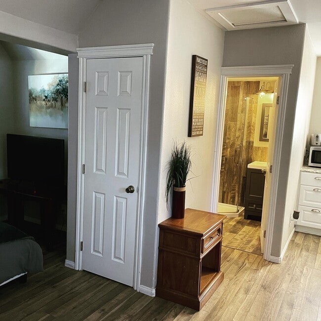 property at 31524 Hilltop Blvd