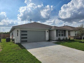 7738 Robert Ln in Arcola, TX - Building Photo - Building Photo