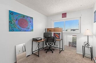 610 Carillo Cir in Oceanside, CA - Building Photo - Building Photo