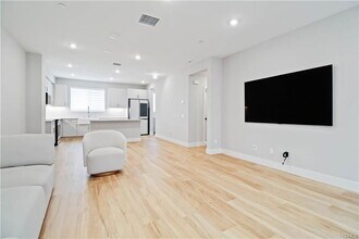 32017 Paseo Rama in San Juan Capistrano, CA - Building Photo - Building Photo