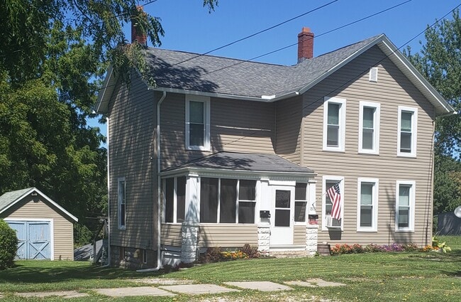 property at 1313 W 6th St