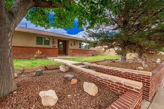 1518 Wellesley Dr NE in Albuquerque, NM - Building Photo - Building Photo