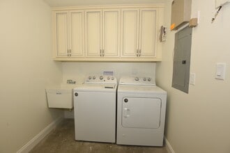 207 Adams Pointe Blvd, Unit #4 in Mars, PA - Building Photo - Building Photo