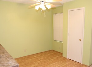 941 Calle Mejia in Santa Fe, NM - Building Photo - Building Photo