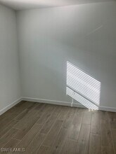 13924 Hunter Oak Dr in Ft. Myers, FL - Foto de edificio - Building Photo