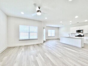 1005 Winnsboro Lp in Round Rock, TX - Building Photo - Building Photo