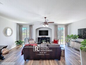 7624 Red Mill Cir in New Port Richey, FL - Building Photo - Building Photo