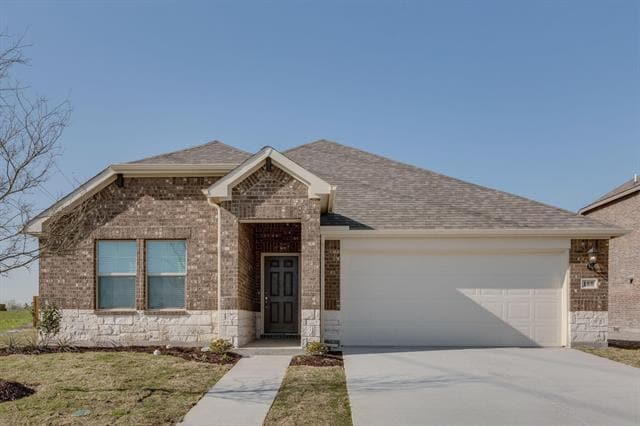 property at 160 Lisa Ln