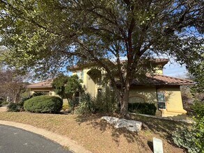 14614 Mansfield Dam Ct in Austin, TX - Building Photo - Building Photo