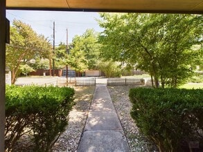 705 E 32nd St in Austin, TX - Building Photo - Building Photo