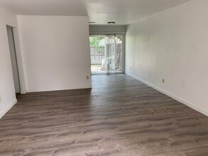 2915 PARK in Paso Robles, CA - Building Photo - Building Photo