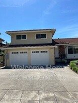 16233 San Remo Dr in San Leandro, CA - Building Photo