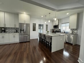 7109 Keeler Ave in Lincolnwood, IL - Building Photo - Building Photo