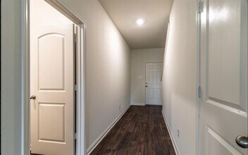 3952 Prairie Crk in New Braunfels, TX - Building Photo - Building Photo