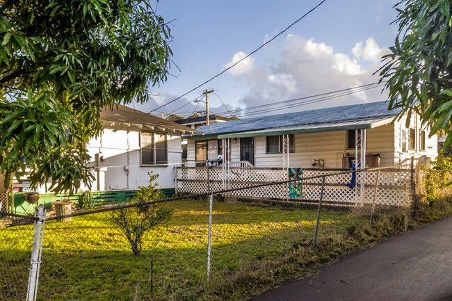 1747 Lanakila Ave in Honolulu, HI - Building Photo - Building Photo