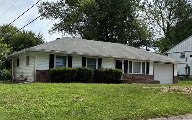 property at 3312 N Stoneycrest Rd