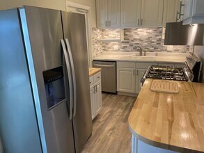 4580 Cochise Way in San Diego, CA - Building Photo - Building Photo