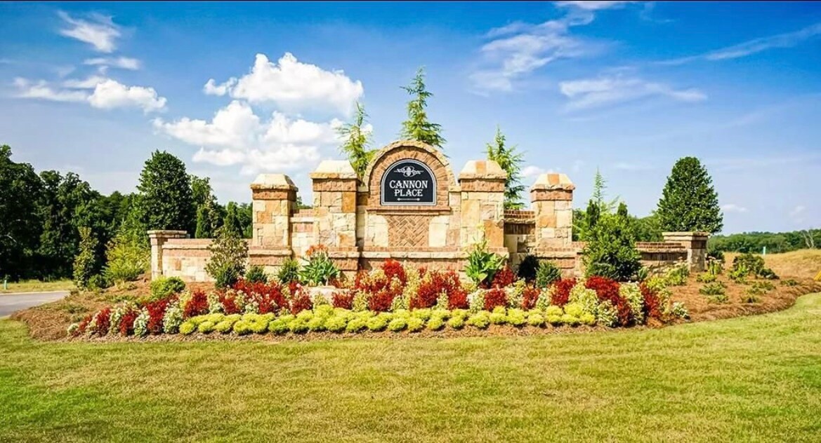 1358 Endicott Ct in Cumming, GA - Building Photo