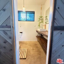 3964 Goodland Pl in Los Angeles, CA - Building Photo - Building Photo