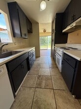 938 Estrada Ct in Salinas, CA - Building Photo - Building Photo