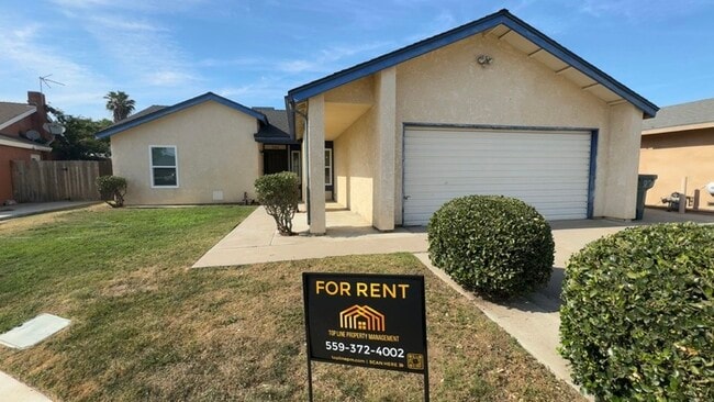 property at 508 W Oakwood Ct
