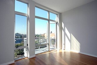 1390 V St NW, Unit 509 in Washington, DC - Building Photo - Building Photo