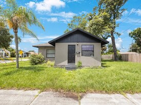 235 35th St S in St. Petersburg, FL - Building Photo