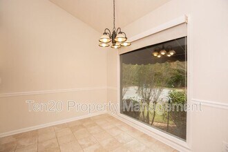 7032 Robin's Nest Dr in Columbus, GA - Building Photo - Building Photo
