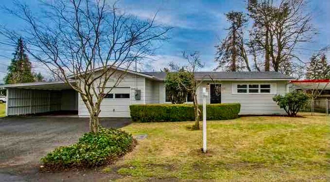 8207 NE 5th St in Vancouver, WA - Foto de edificio - Building Photo