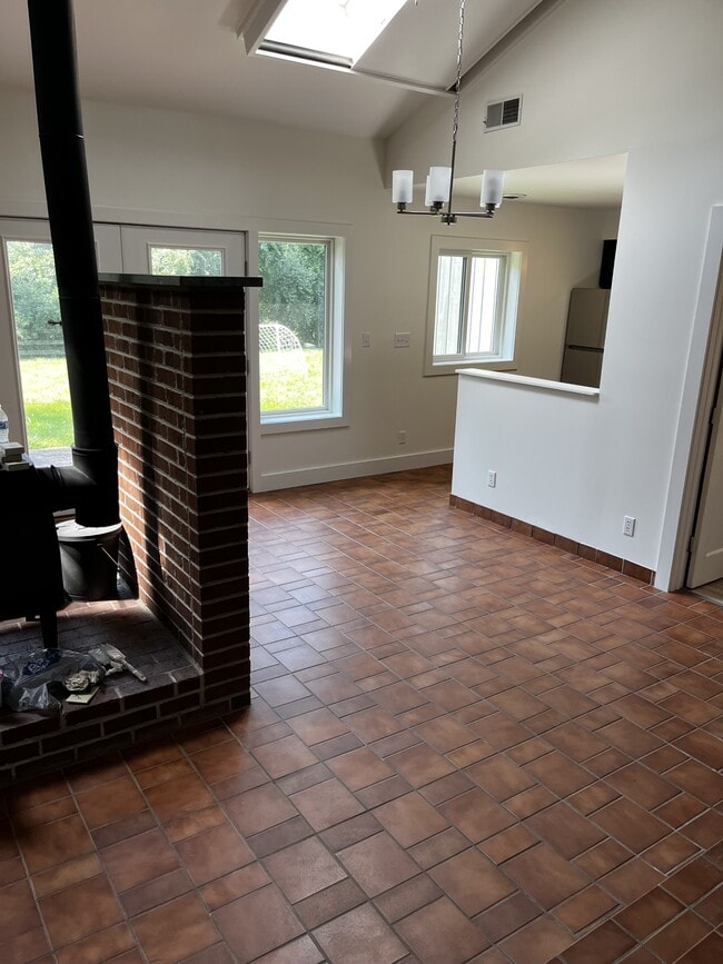 1829 Eden Ln in Charlottesville, VA - Building Photo - Building Photo