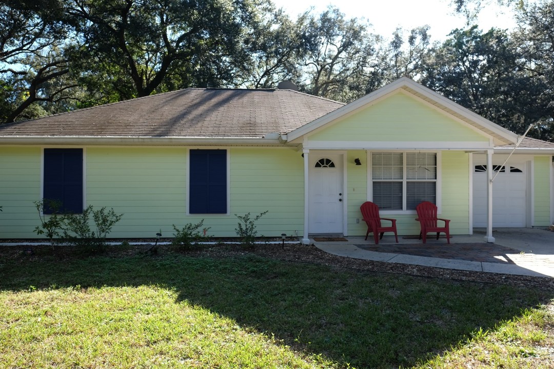 1416 Hernando St in Fernandina Beach, FL - Building Photo