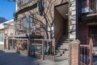 307 Division Ave in Brooklyn, NY - Building Photo - Building Photo