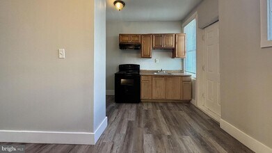 5581 Blakemore St in Philadelphia, PA - Building Photo - Building Photo