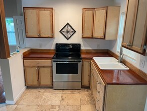 2132 Roselawn St in Sarasota, FL - Building Photo - Building Photo