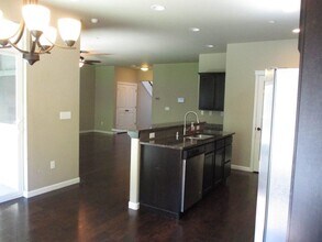 3858 Maritime Ct in Bremerton, WA - Building Photo - Building Photo