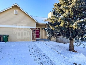 6460 Fall River Dr in Colorado Springs, CO - Building Photo - Building Photo