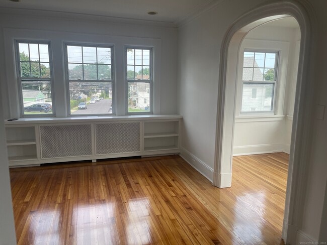 291 Beechmont Ave in Bridgeport, CT - Building Photo - Building Photo