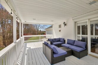96 Neill Dr in Watertown, CT - Building Photo - Building Photo