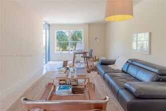 1615 West Ave in Miami Beach, FL - Building Photo - Building Photo