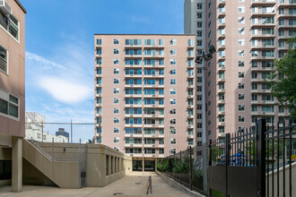 Island House in New York, NY - Building Photo - Primary Photo