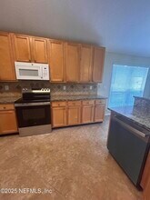 2307 Keaton Chase Dr in Orange Park, FL - Building Photo - Building Photo