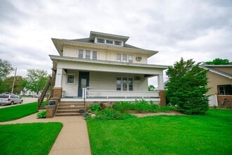 540 N Main St in Morton, IL - Building Photo - Building Photo