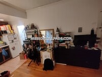 61 S Huntington Ave photo'