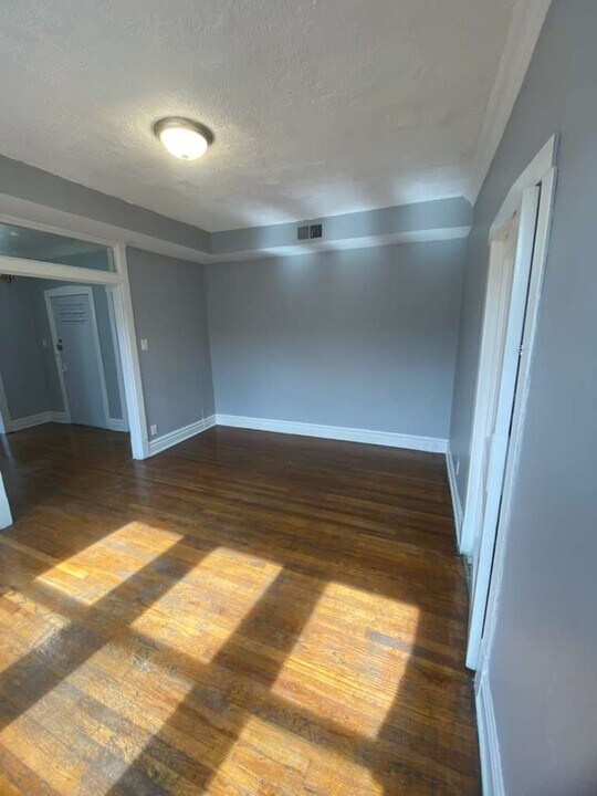1151 S Austin Blvd in Chicago, IL - Building Photo